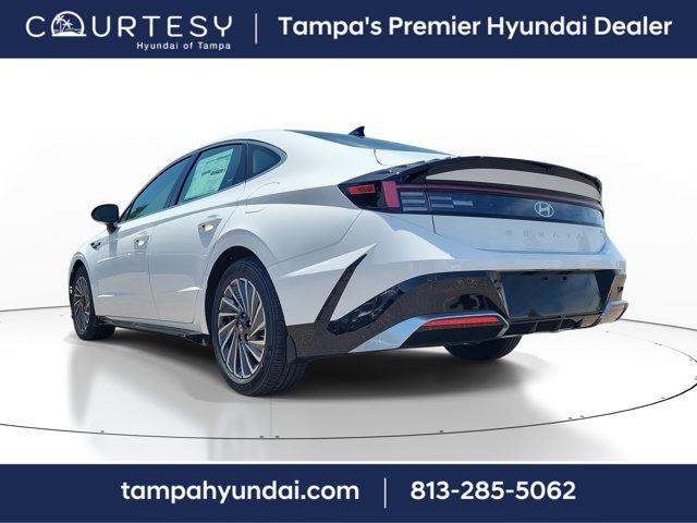 new 2025 Hyundai Sonata Hybrid car, priced at $30,660