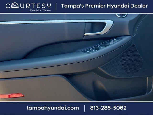 new 2025 Hyundai Sonata Hybrid car, priced at $30,774