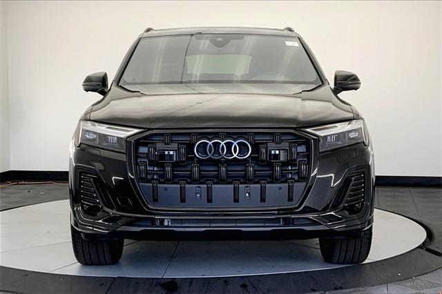 new 2025 Audi Q7 car, priced at $71,115