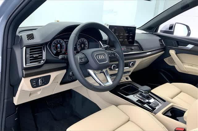 new 2025 Audi Q5 car, priced at $59,280