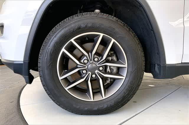 used 2021 Jeep Grand Cherokee car, priced at $23,830