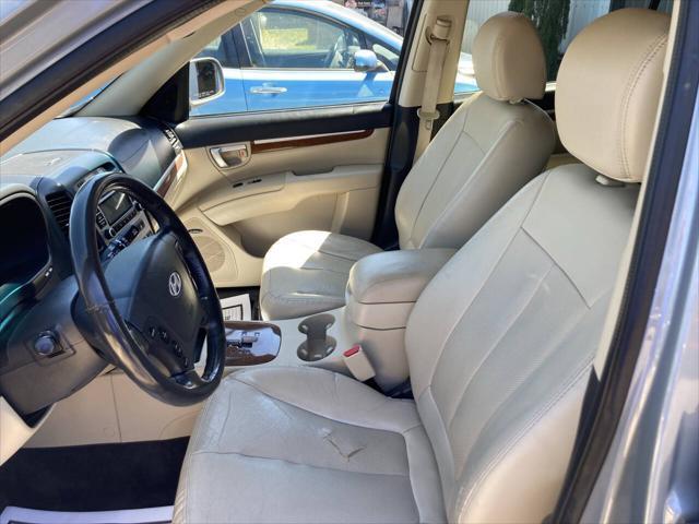used 2009 Hyundai Santa Fe car, priced at $6,599