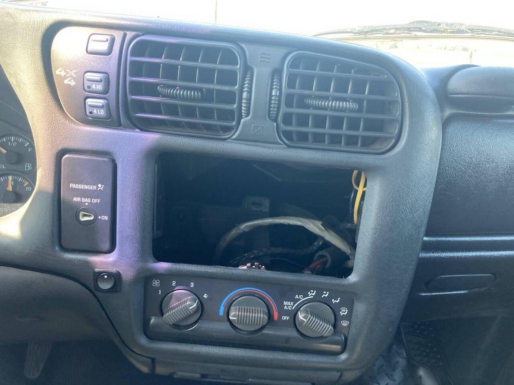used 2003 Chevrolet S-10 car, priced at $3,599