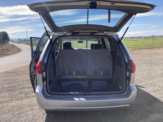 used 2006 Toyota Sienna car, priced at $7,999