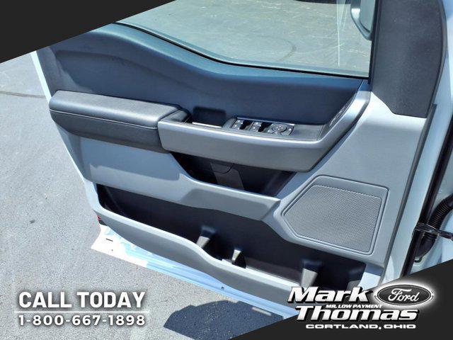 new 2025 Ford F-250 car, priced at $58,572