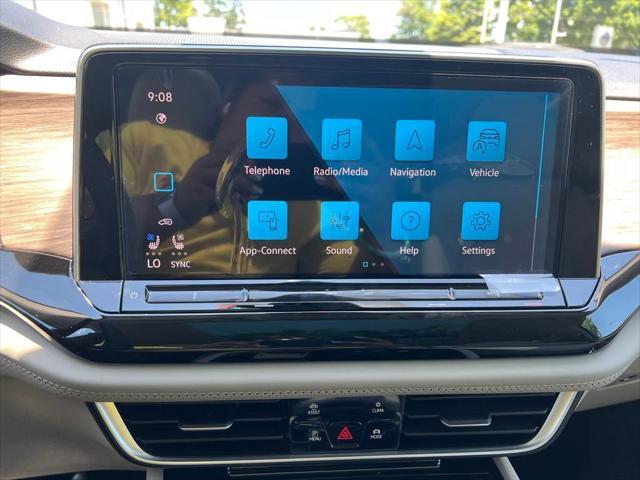 new 2025 Volkswagen Atlas car, priced at $50,810