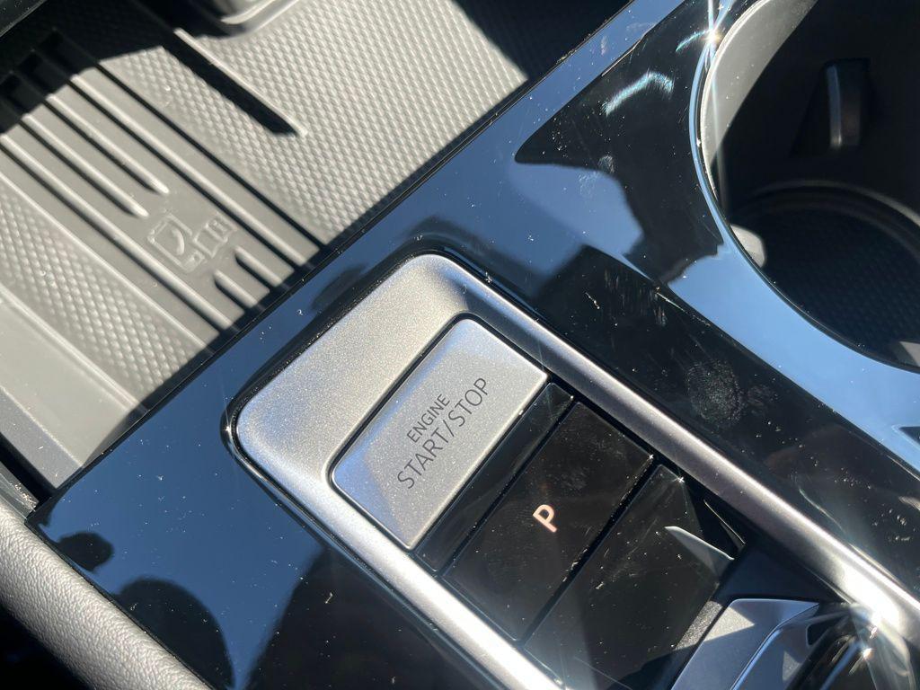 new 2026 Volkswagen Atlas Cross Sport car, priced at $53,456