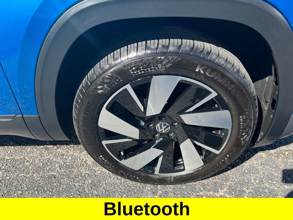 used 2024 Volkswagen Atlas Cross Sport car, priced at $34,400
