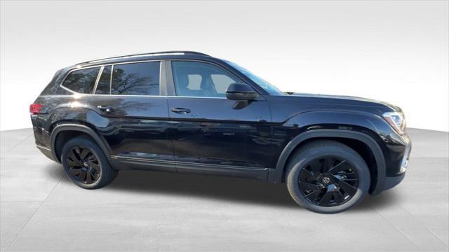 new 2025 Volkswagen Atlas car, priced at $45,810