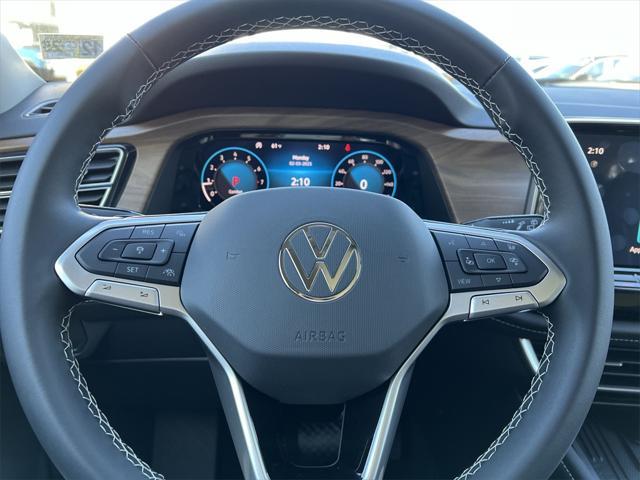 new 2025 Volkswagen Atlas car, priced at $44,810