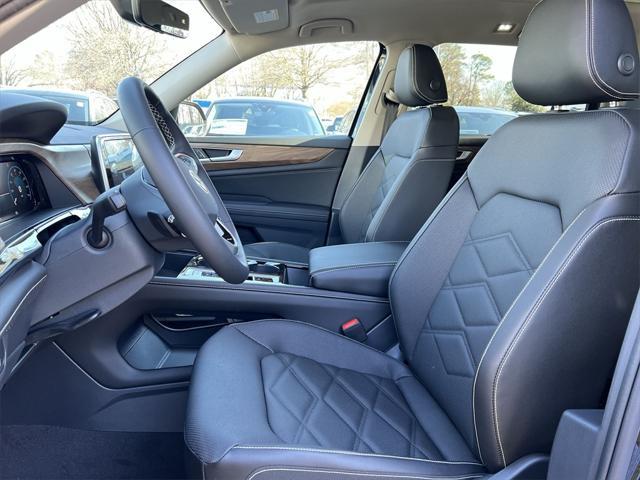 new 2025 Volkswagen Atlas car, priced at $44,810