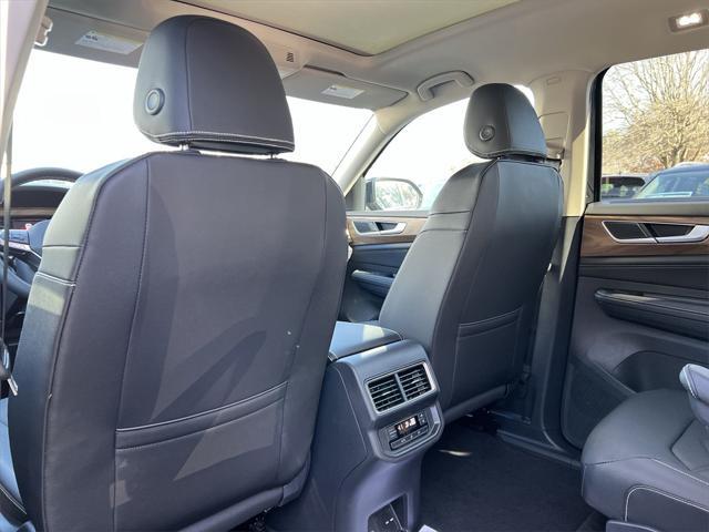 new 2025 Volkswagen Atlas car, priced at $44,810