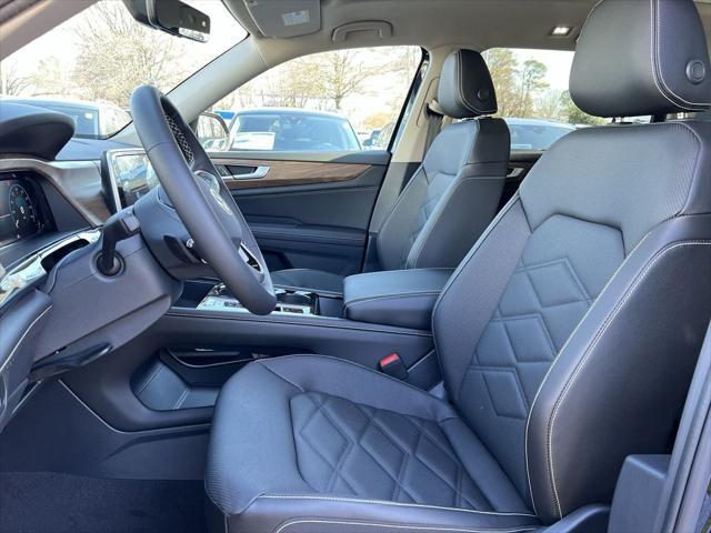 new 2025 Volkswagen Atlas car, priced at $45,810