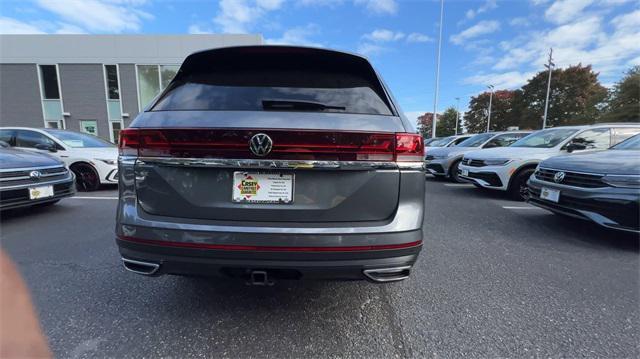 new 2024 Volkswagen Atlas car, priced at $40,347