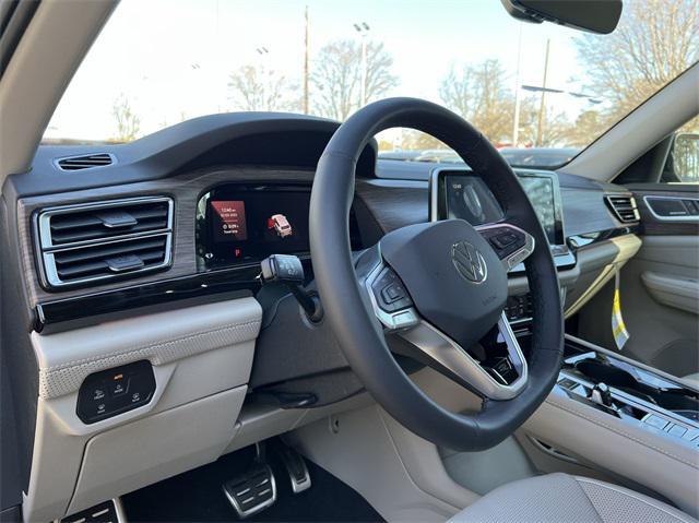 new 2025 Volkswagen Atlas car, priced at $51,027