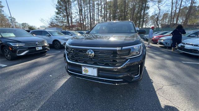 new 2025 Volkswagen Atlas car, priced at $51,027