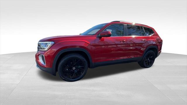 new 2025 Volkswagen Atlas car, priced at $44,437