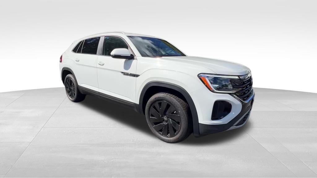 new 2025 Volkswagen Atlas Cross Sport car, priced at $40,449