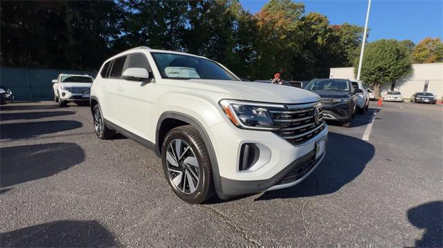 new 2025 Volkswagen Atlas car, priced at $51,586