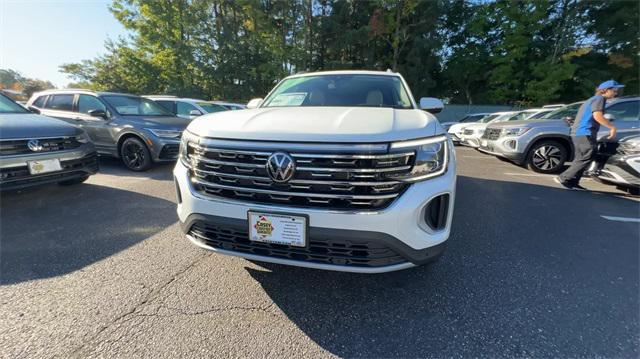 new 2025 Volkswagen Atlas car, priced at $51,586