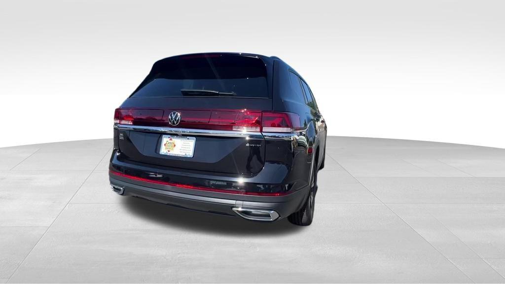 new 2026 Volkswagen Atlas car, priced at $42,429