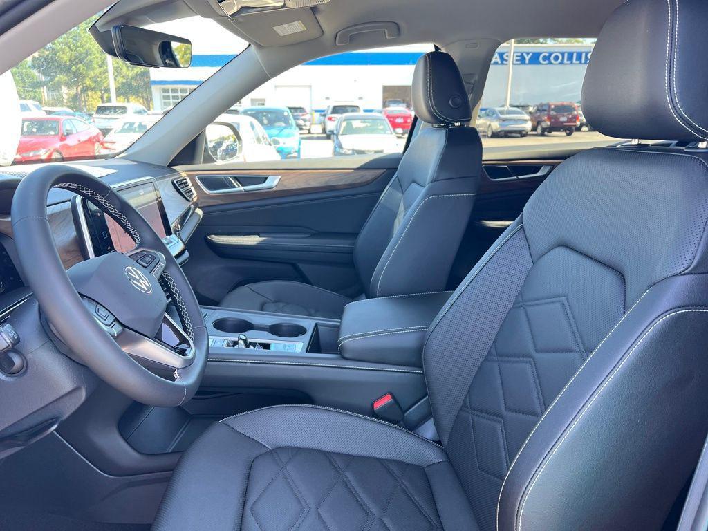 new 2026 Volkswagen Atlas car, priced at $42,429