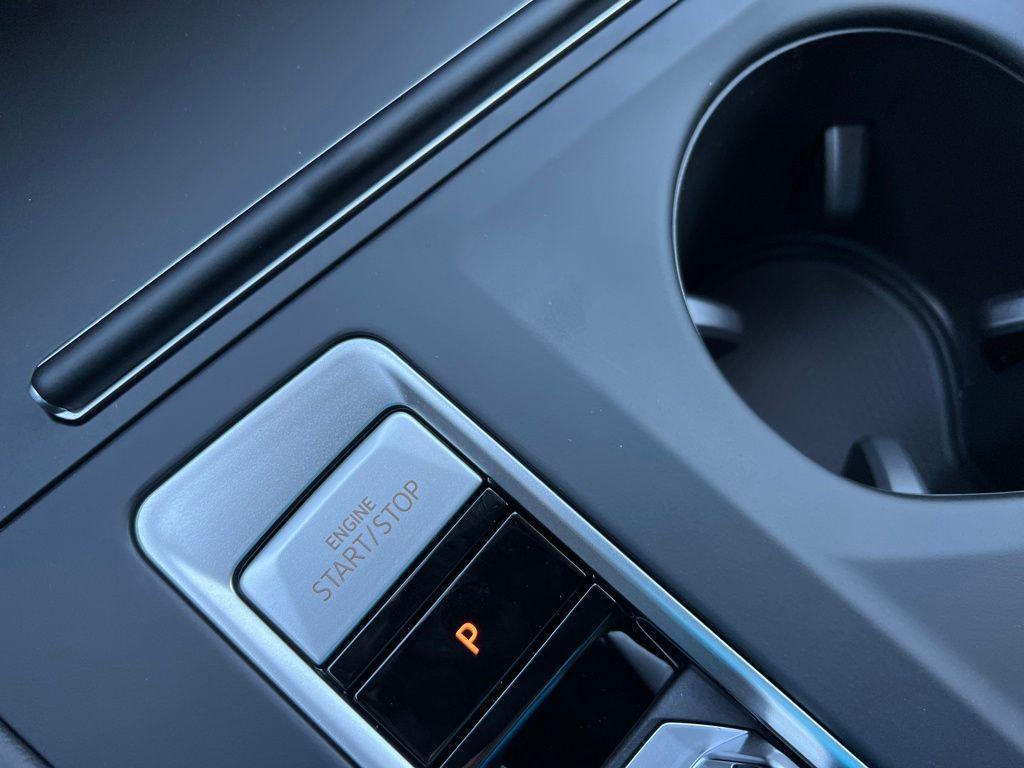 new 2026 Volkswagen Atlas car, priced at $42,429