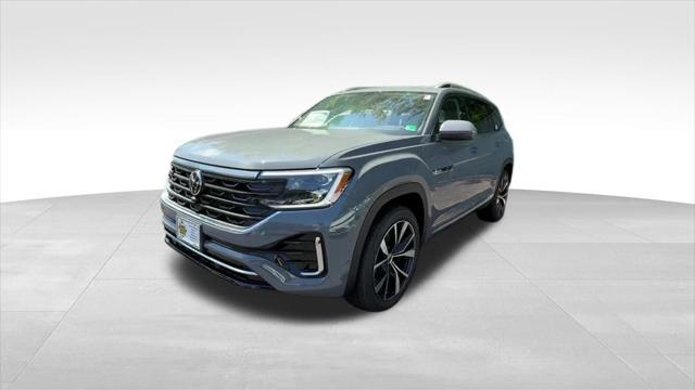 new 2025 Volkswagen Atlas car, priced at $50,810