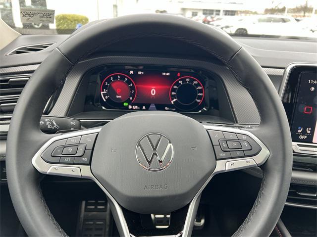 new 2025 Volkswagen Atlas car, priced at $45,039
