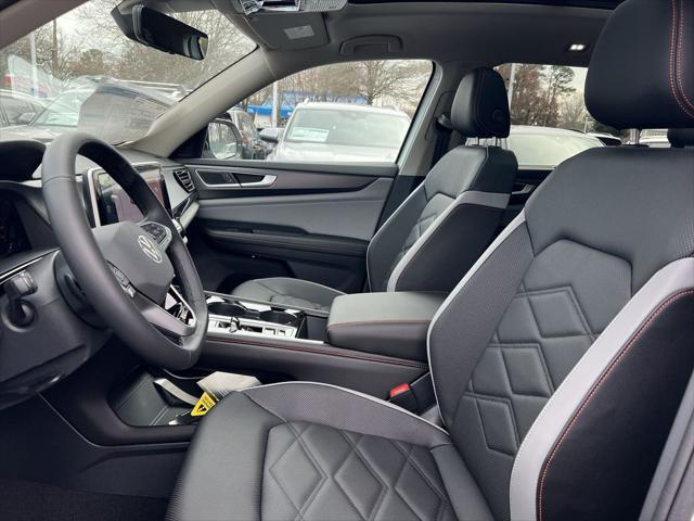 new 2025 Volkswagen Atlas car, priced at $46,539