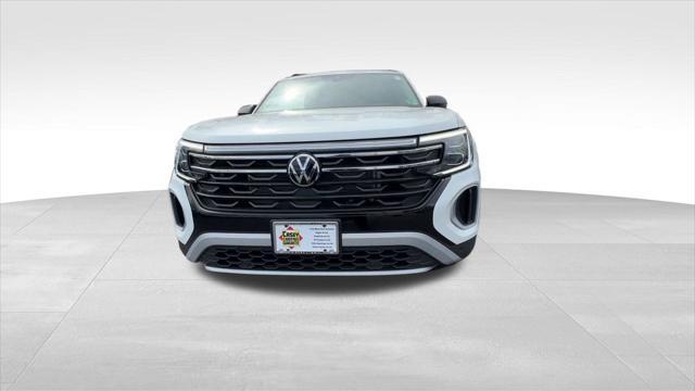 new 2025 Volkswagen Atlas car, priced at $46,539