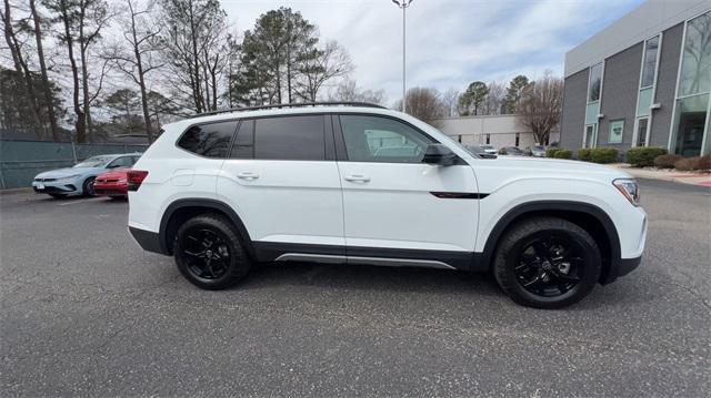 new 2025 Volkswagen Atlas car, priced at $45,039