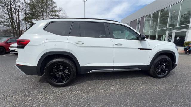 new 2025 Volkswagen Atlas car, priced at $45,039