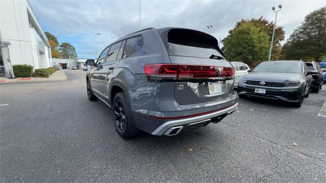 new 2025 Volkswagen Atlas car, priced at $48,271