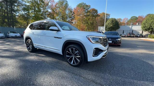 new 2025 Volkswagen Atlas car, priced at $54,126