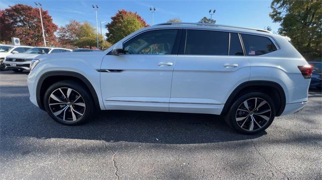 new 2025 Volkswagen Atlas car, priced at $54,126