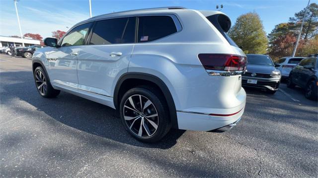 new 2025 Volkswagen Atlas car, priced at $54,126