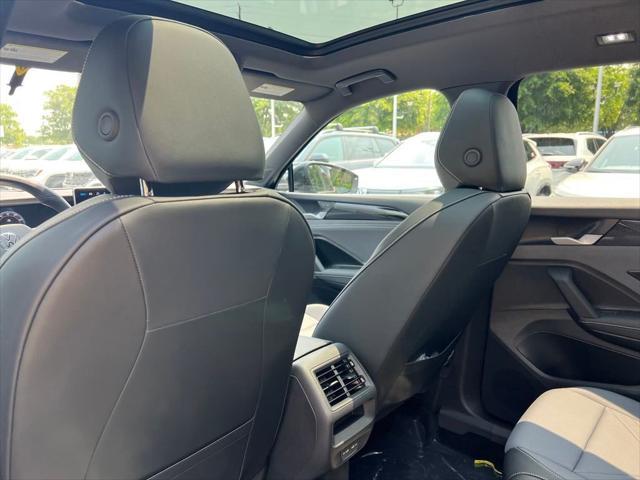 new 2025 Volkswagen Tiguan car, priced at $39,191