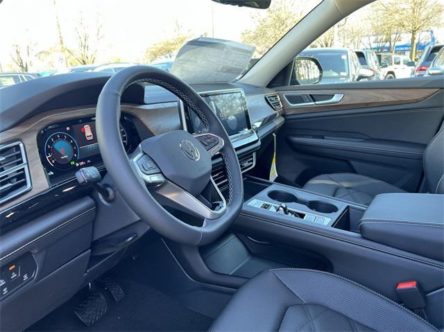 new 2025 Volkswagen Atlas car, priced at $36,518