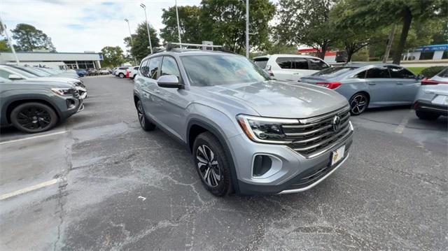 new 2024 Volkswagen Atlas car, priced at $35,503