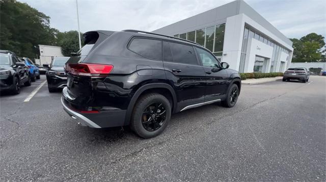 new 2024 Volkswagen Atlas car, priced at $45,323