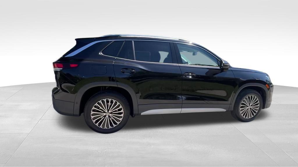 new 2025 Volkswagen Tiguan car, priced at $30,210