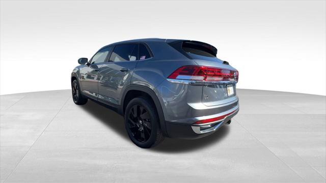 new 2025 Volkswagen Atlas Cross Sport car, priced at $44,731