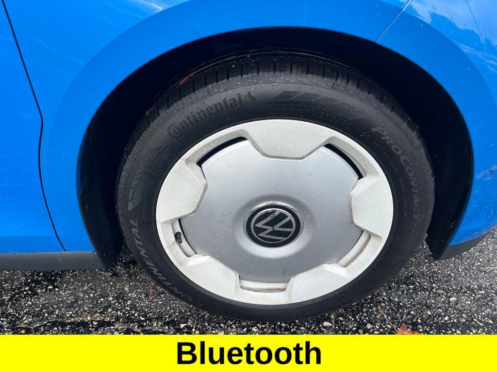 new 2025 Volkswagen ID. Buzz car, priced at $66,254