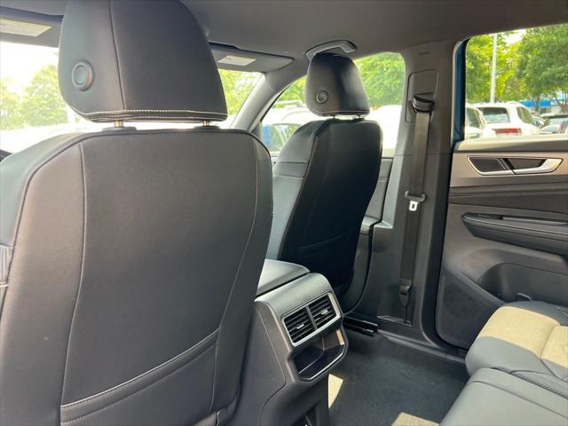 new 2025 Volkswagen Atlas Cross Sport car, priced at $43,187