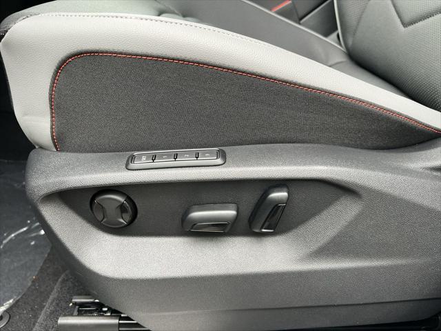 new 2024 Volkswagen Atlas car, priced at $47,853