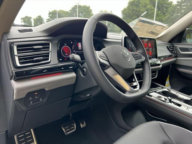 new 2024 Volkswagen Atlas car, priced at $47,853