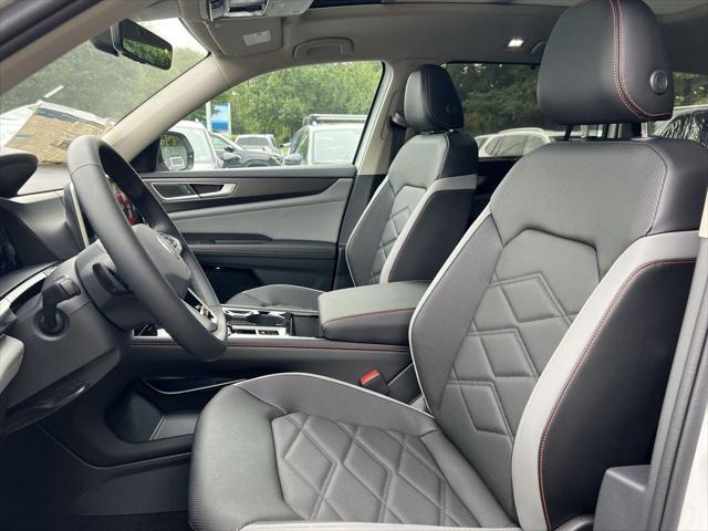 new 2024 Volkswagen Atlas car, priced at $47,853