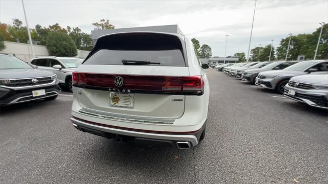 new 2024 Volkswagen Atlas car, priced at $50,353
