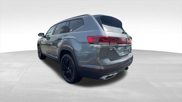 new 2025 Volkswagen Atlas car, priced at $44,353